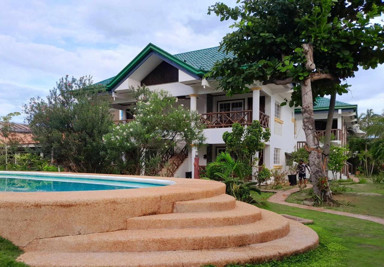 Blue Dolphin Hotel Malapascua Island Екстериор снимка